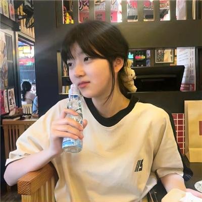 好女三头瞒